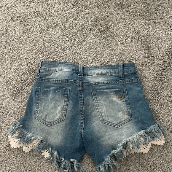 Short jean shorts - Picture 3 of 3